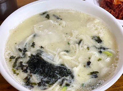 할머니칼국수 업체 이미지