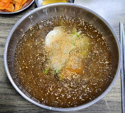 원조사철냉면 업체 이미지