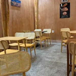 밀창고 업체 이미지
