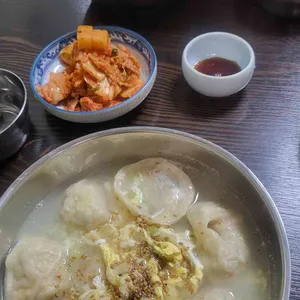 할머니만두국 업체 이미지