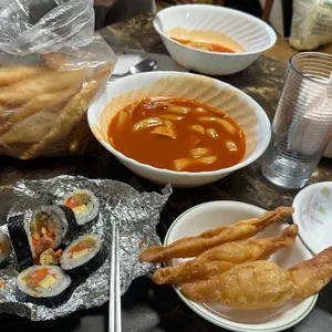 골목 떡볶이 업체 이미지