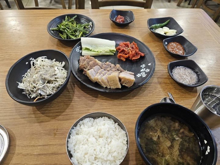 흥부보쌈 업체 관련 사진