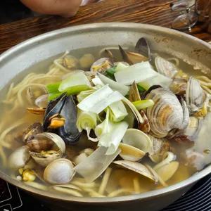 김태용의섬집칼국수아구불고기 화성향남점 업체 관련 사진